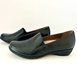 DANSKO Farah Slip On Loafer Shoe Leather Black Arch Support NWOT Size 37 US